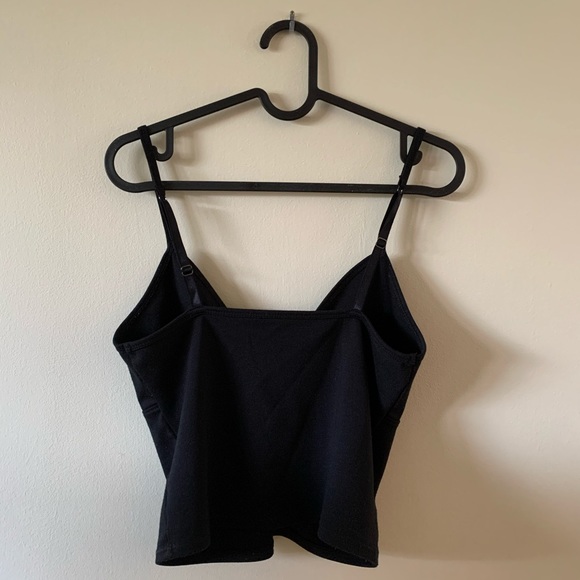 πUrban Outfitters Silence + Noise Crop Top - Picture 3 of 5